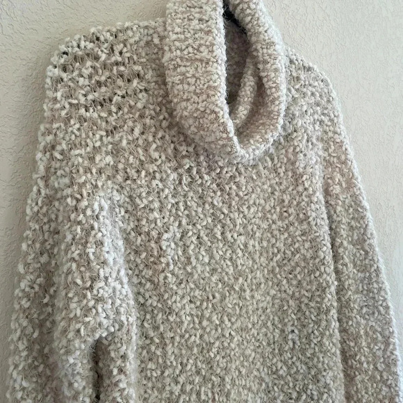 POL Chunky Knit Sweater Size Large - Picture 3 of 7
